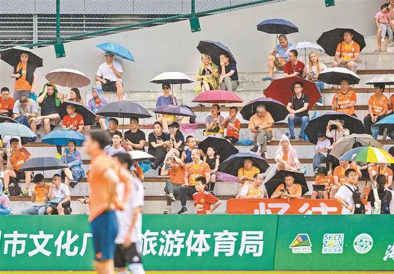 场激烈角逐