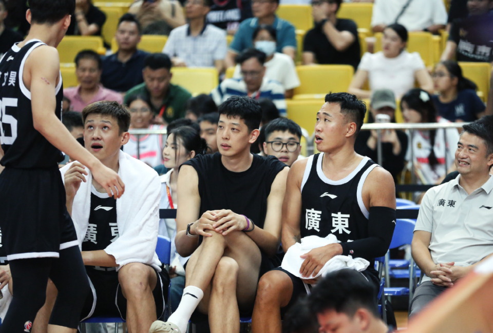 广东全运男, 大的阵容, 篮的豪华阵 广东全运男, 大的阵容, 篮的豪华阵